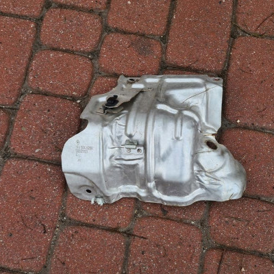 Osłona termiczna kata Renault Clio IV 4 144504628R