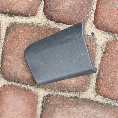 Osłona zaślepka kanapy tył Opel Corsa D 13240696