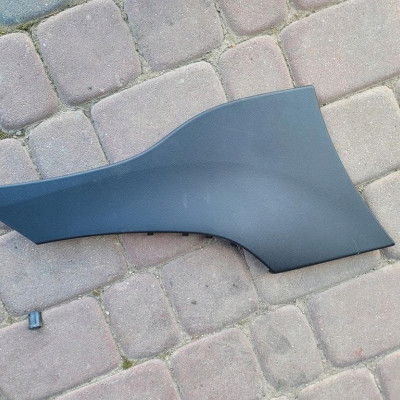 Osłona zaślepka tunelu lewa Opel Corsa E 13350273