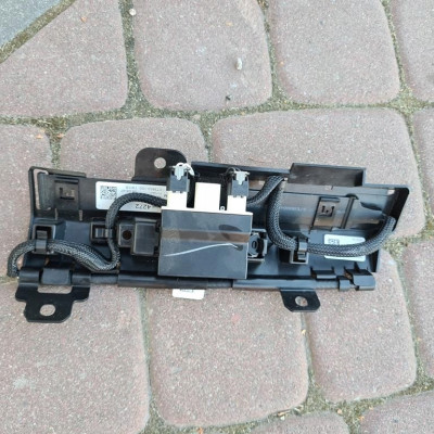 Otwieranie bagaznika Opel Astra K V 13464272