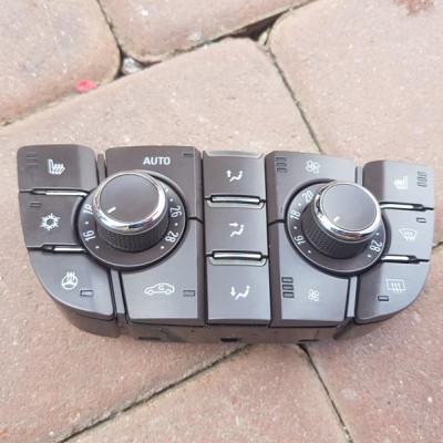 Panel klimatyzacji brązowy Astra J IV 13344823