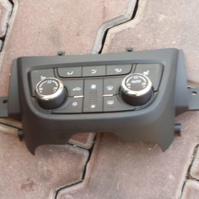 Panel klimatyzacji podgrzewany Zafira C TOURER