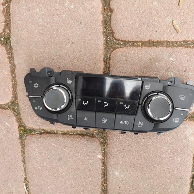 Panel klimatyzacji wentyl Opel Insignia 20965498