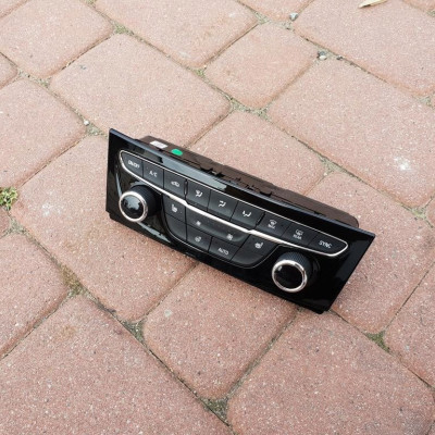 Panel nawiewu klimatyzacji nadmuch Opel Astra K V