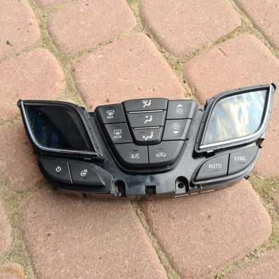 Panel nawiewu klimatyzacji Opel Insignia 26202373