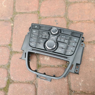 Panel sterowania radia Opel Astra J IV 13346050