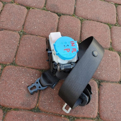 Pas bezpieczeństwa prawy LIFT Opel Insignia