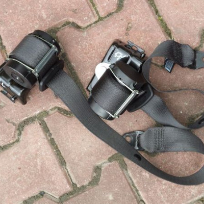 Pas pasy tył tylnie igły Astra J IV 4