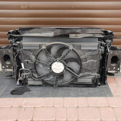 Pas przedni chłodcnice belka KPL 2.0TDi Passat B8