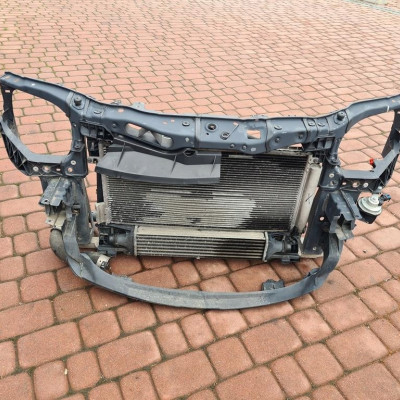 Pas przedni chłodnice 1.3D wzmocnieni Opel Corsa D