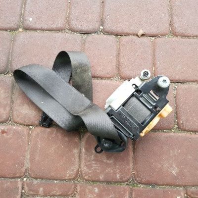 Pas przedni wystrzelony Opel Insignia