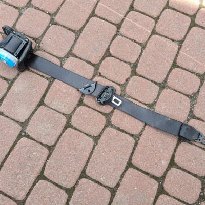 Pas przedni wystrzelony Opel Insignia 20951974