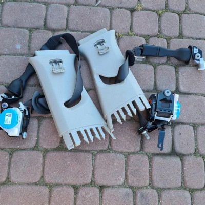 Pasy napinacze wystrzelone Opel Insignia B 2017r