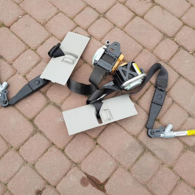 Pasy Pas napinacze AIRBAG ORYGINAŁ Opel Insignia