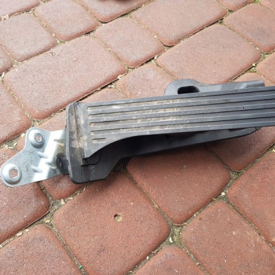 Pedał gazu Anglik Audi Q3 1K2723503AR