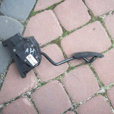 Pedał gazu czujnik potencjomet Astra H III benzyna