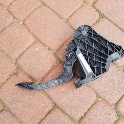 Pedał sprzęgła Anglik Audi Q3 2017r 3C2721059CK