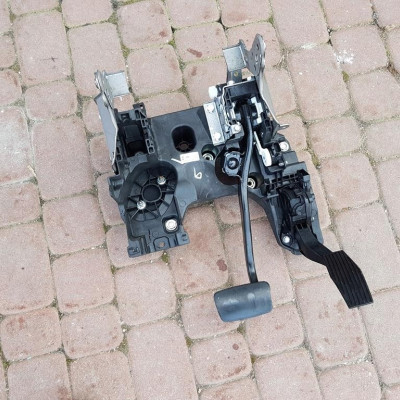 Pedały pedał Opel Insignia OPC 23335259