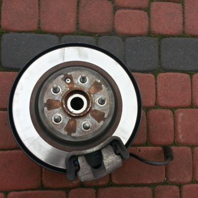 Piasta zwrotnica prawa OPEL Insignia 2.0 CDTI 4X4