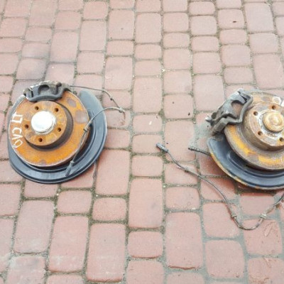 Piasta Zwrotnica Zacik VIVARO TRAFIC PRIMASTAR