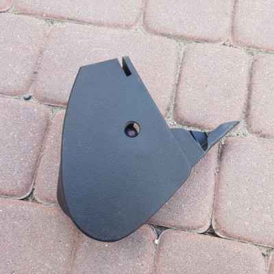 Plastik fotela uchwyt Opel Insignia 13283259