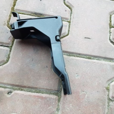 Plastik mocowanie osłona Zafira C TOURER 13296708