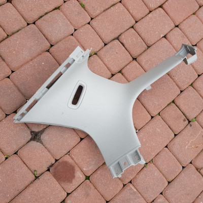 Plastik obudowa 3 rząd Opel Zafira C 13289767