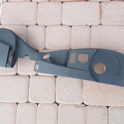 Plastik obudowa fotela Opel Insignia 13281420