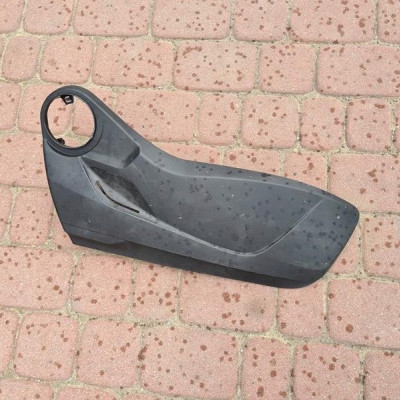 Plastik obudowa fotela Renault Captur II 2 3616209