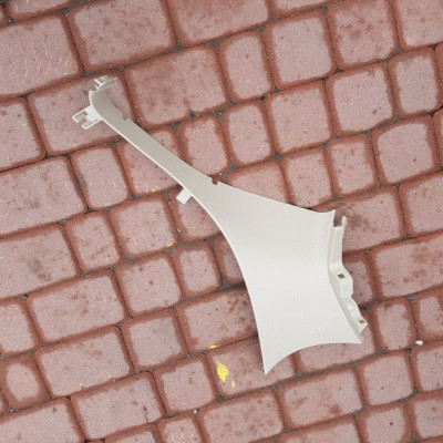 Plastik obudowa krem kremow Ople Insignia 13221268