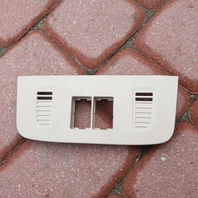 Plastik obudowa krem kremow Ople Insignia 22948494