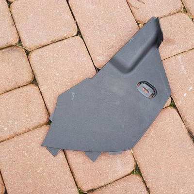 Plastik obudowa osłona deski Audi Q3 8U2863306