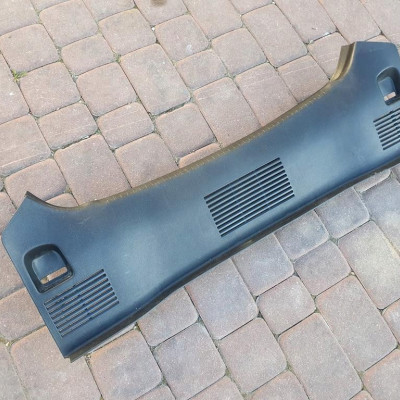 PLastik obudowa pasa tył Opel Insignia 13272713