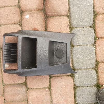 Plastik obudowa tunelu Opel INSIGNIA