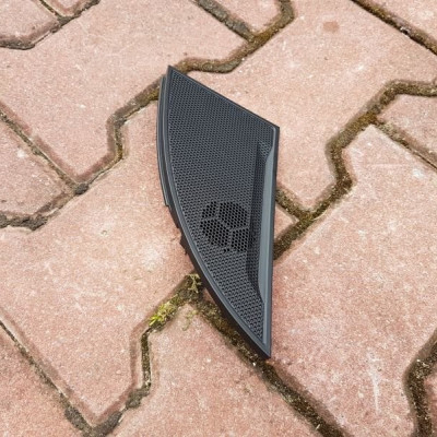 Plastik obudowa wnętrza Opel Zafira C 20812305 RH