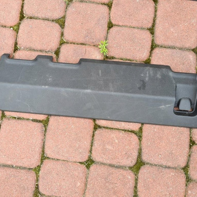 Plastik osłona fotela 2 rząd lewa Opel Zafira C