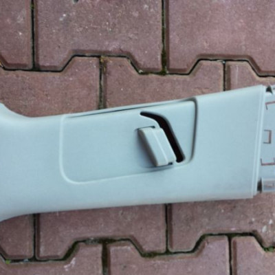 Plastik wnętrza osłona słupka Zafira C TOURER