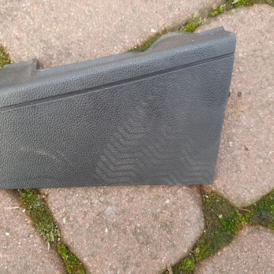 Plastik wnętrze obudowa lew Opel Zafira C 13325208