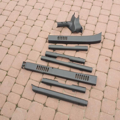 Plastiki zabudowa paki tył Vivaro B Trafic III