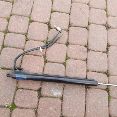 Podnośnik elektrycznej siłownik Opel Insignia