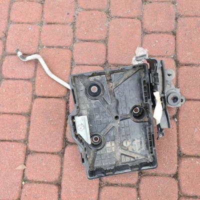 Podstawa akumulatora Renault Clio IV 4 648601269R