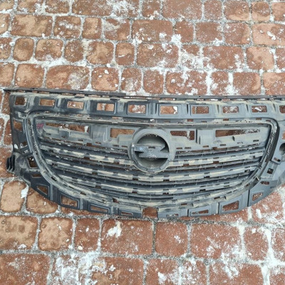 Podstawa grilla grill chrom atrapa Opel Insignia