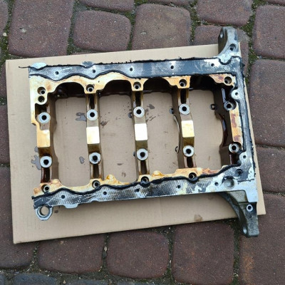 Podstawa wału krater 1.4T Opel Astra J IV 55561962