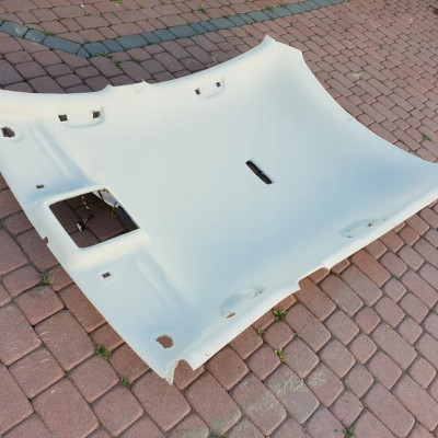 Podsufitka sufit uszko. Hatchback Opel Insignia B