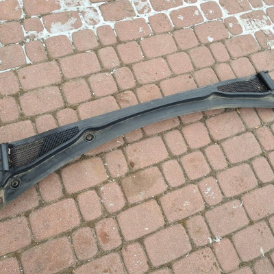 Podszybie europa Renault Clio IV 668115228R