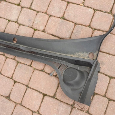 Podszybie lewe Europa VW Jetta 5C6 5C7819403A