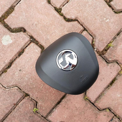 Poduszka AIRBAG kierowcy Opel Insignia B 39042464