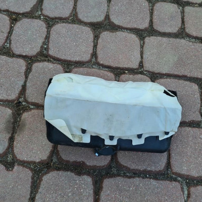 Poduszka AIRBAG pasażera Opel Corsa D 13278090