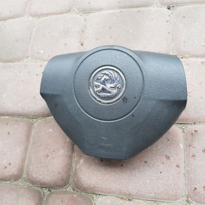 Poduszka kierowcy Opel Astra H Zafira B 13111345