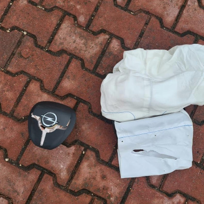 Poduszka poduszki wystrzelone Opel Corsa E